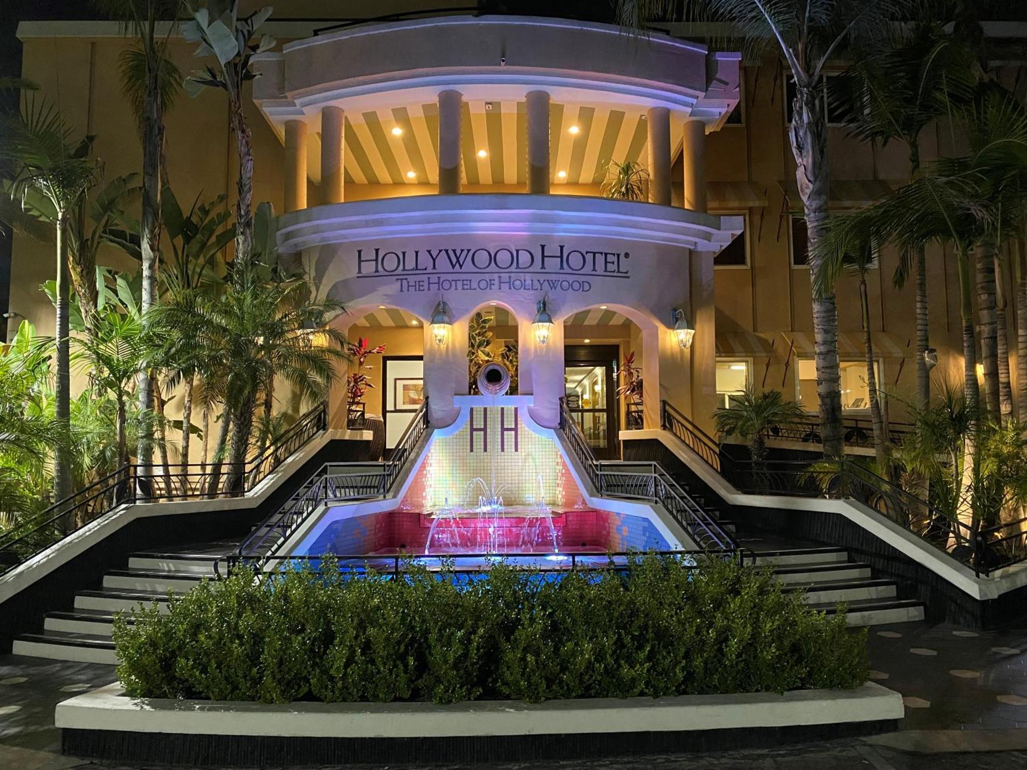 Hollywood Hotel 3*